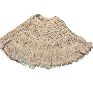 Vintage light grey crochet cropped poncho cape